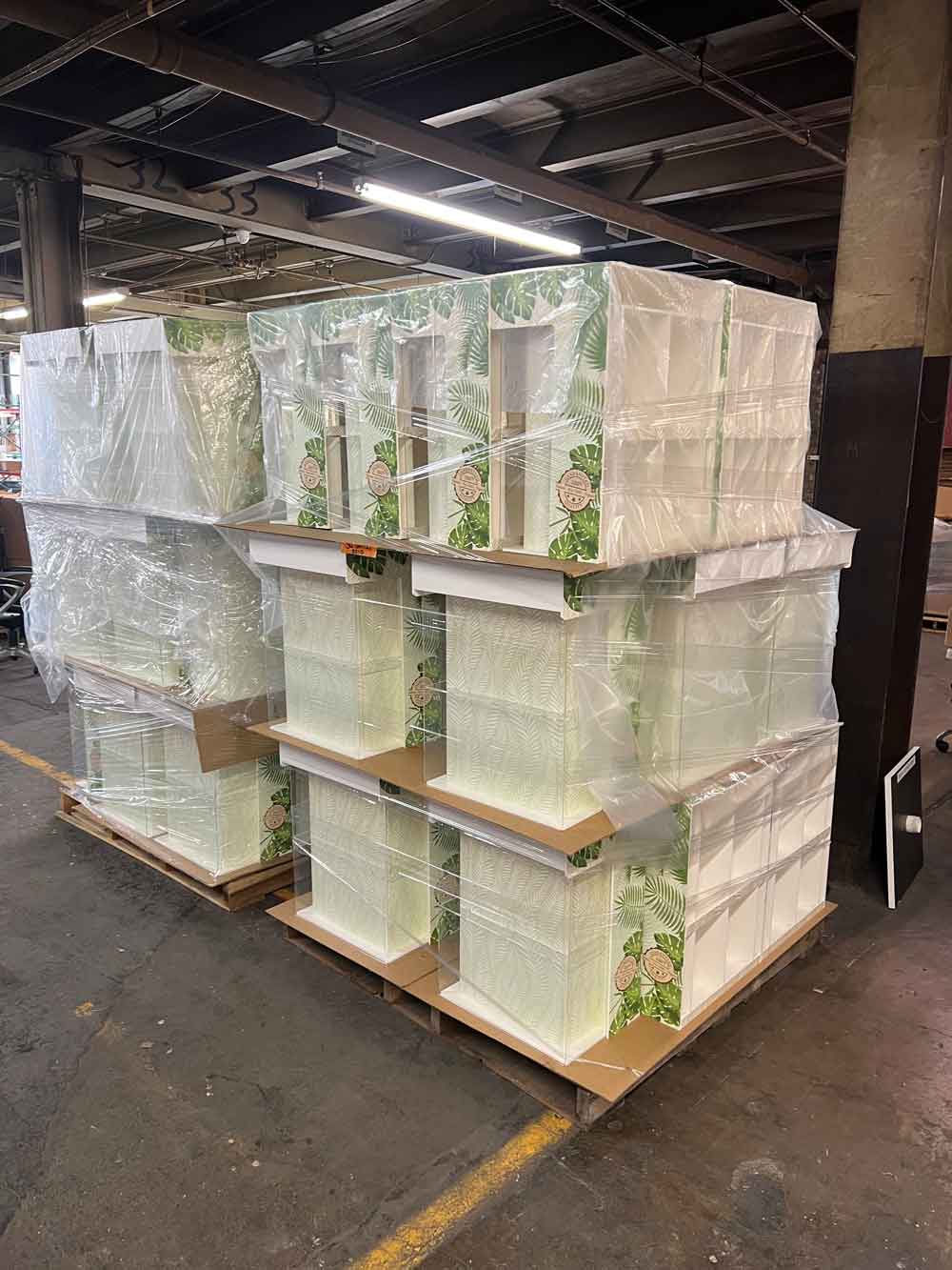 Production retail display POP
